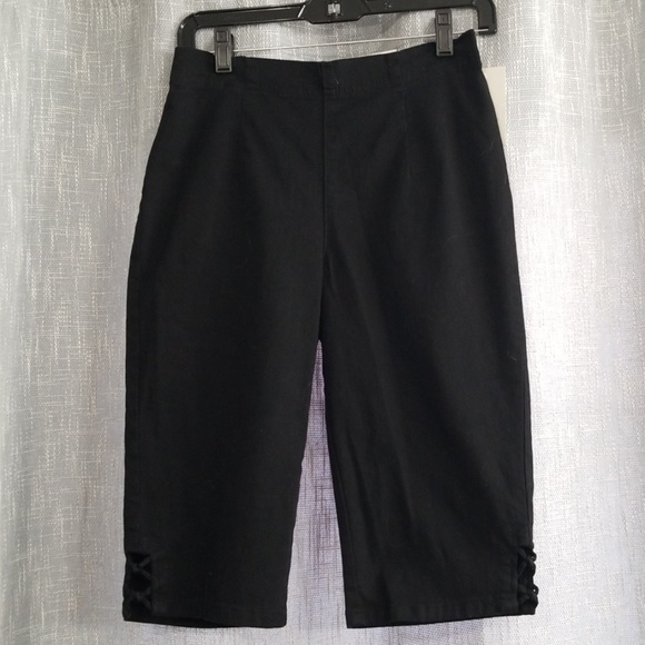 Croft & Barrow classic pull-on Skimmer Petite NWT - Picture 3 of 6